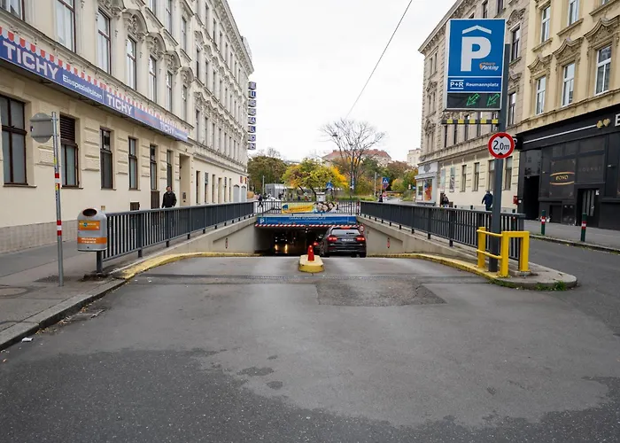 Velvet - Free Parking & Ev - Near U1 Metro *