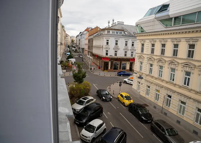 Velvet - Free Parking & Ev - Near U1 Metro Vienna