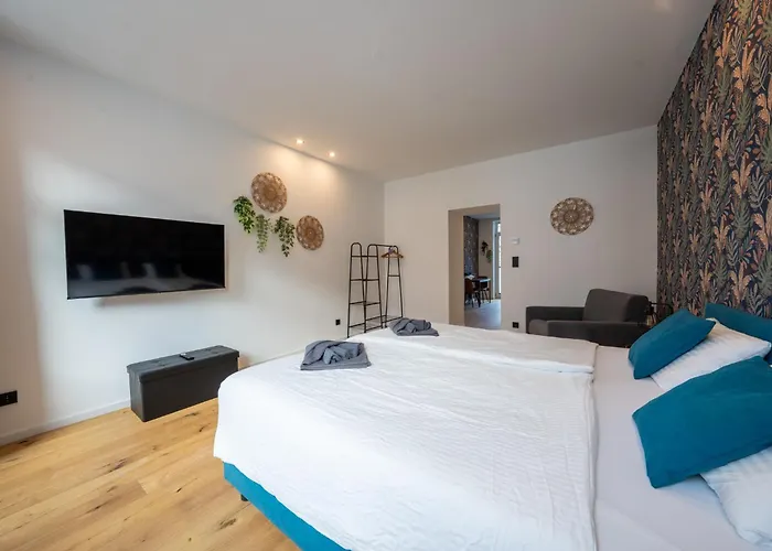 Apartment Velvet - Free Parking & Ev - Near U1 Metro